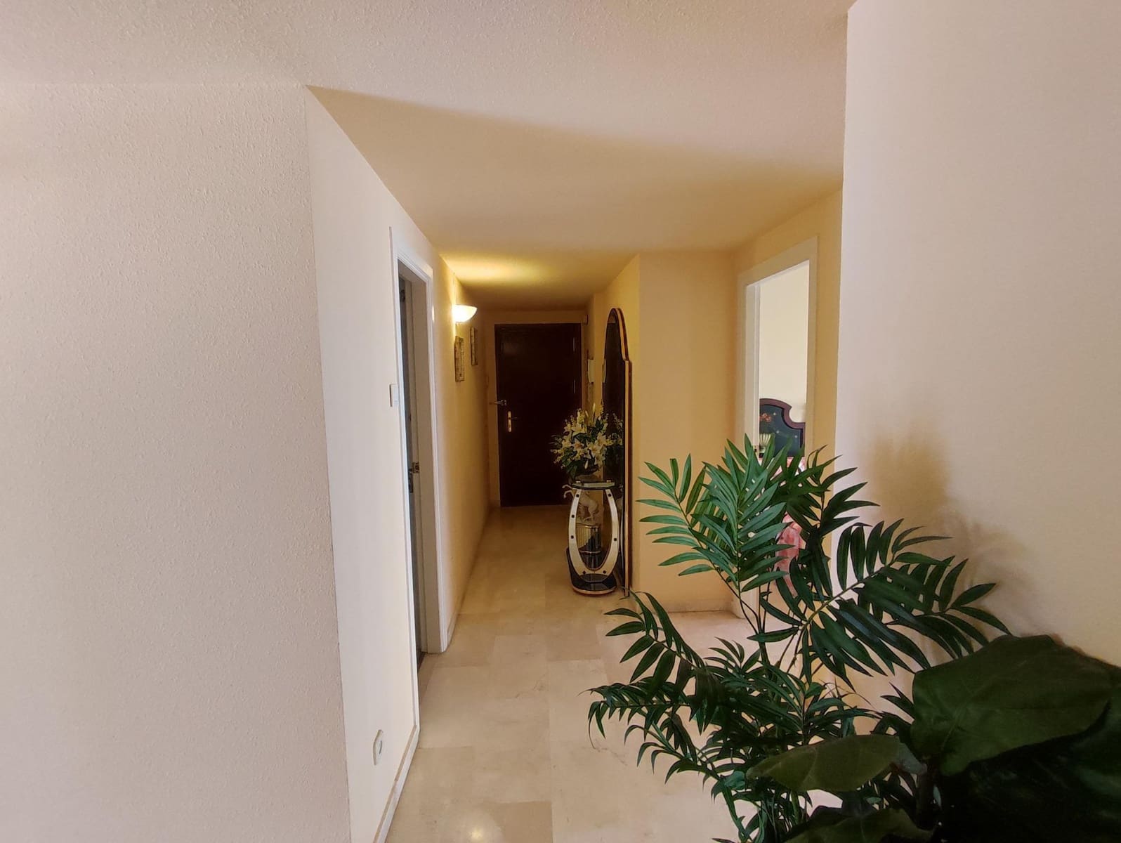 3 soverom Leilighet til leie i Fuengirola med garasje - € 1 700 (Ref: 9741705)