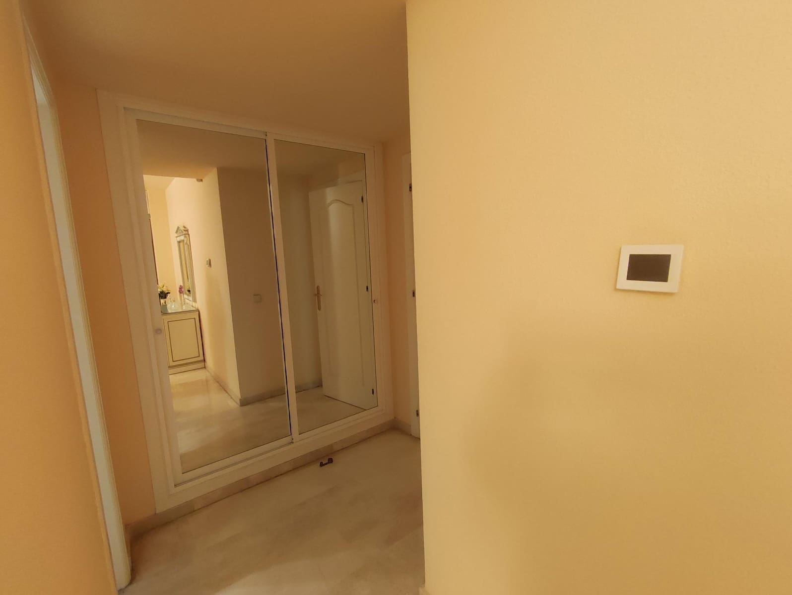 3 soverom Leilighet til leie i Fuengirola med garasje - € 1 700 (Ref: 9741705)