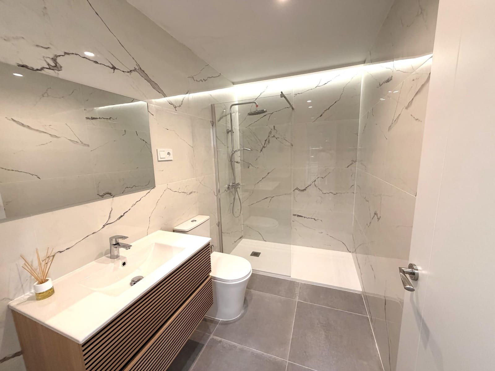 1 soveværelse Lejlighed til salg i Torremolinos - € 248.000 (Ref: 9778065)