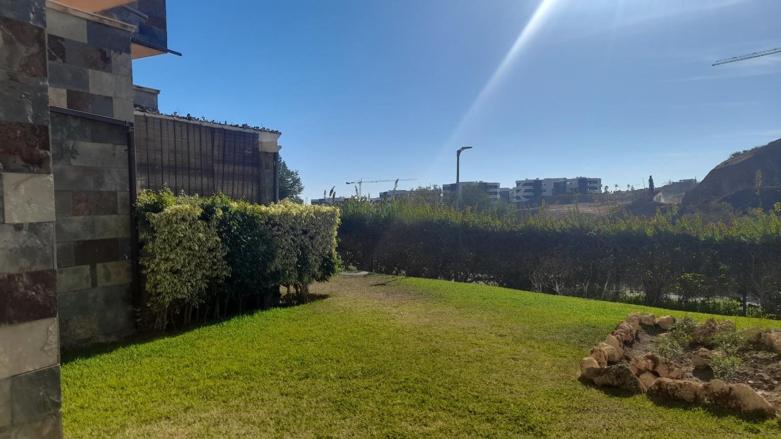 2 soveværelse Lejlighed til salg i Fuengirola med swimmingpool garage - € 389.000 (Ref: 9783551)