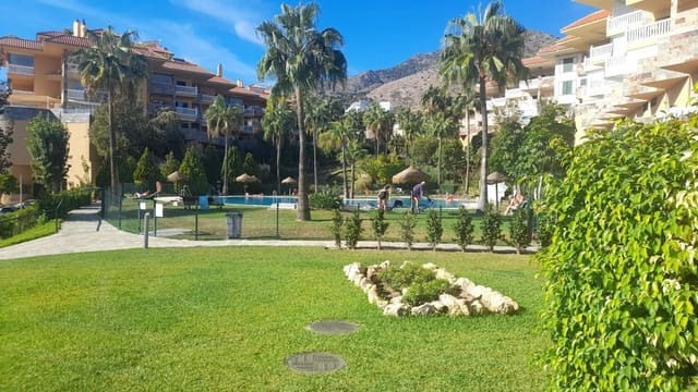 2 soveværelse Lejlighed til salg i Fuengirola med swimmingpool garage - € 389.000 (Ref: 9783551)