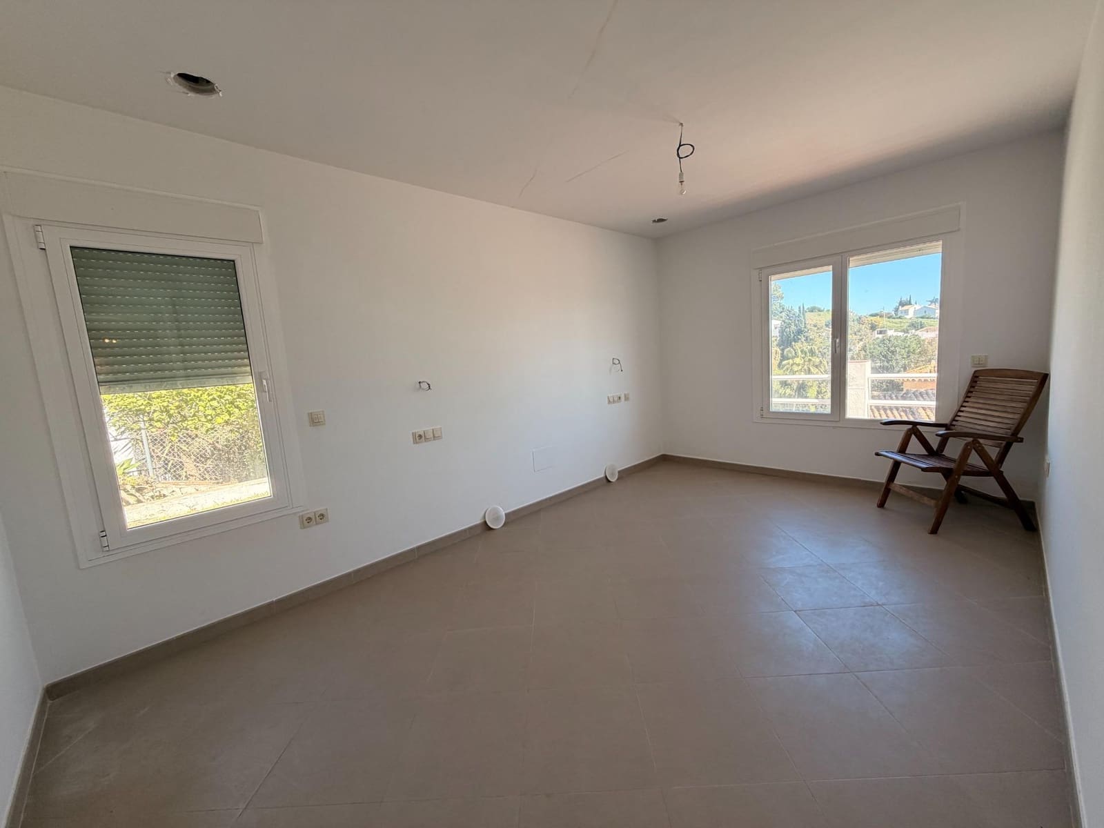 7 bedroom Villa for sale in Mijas with pool garage - € 1,550,000 (Ref: 9784059)