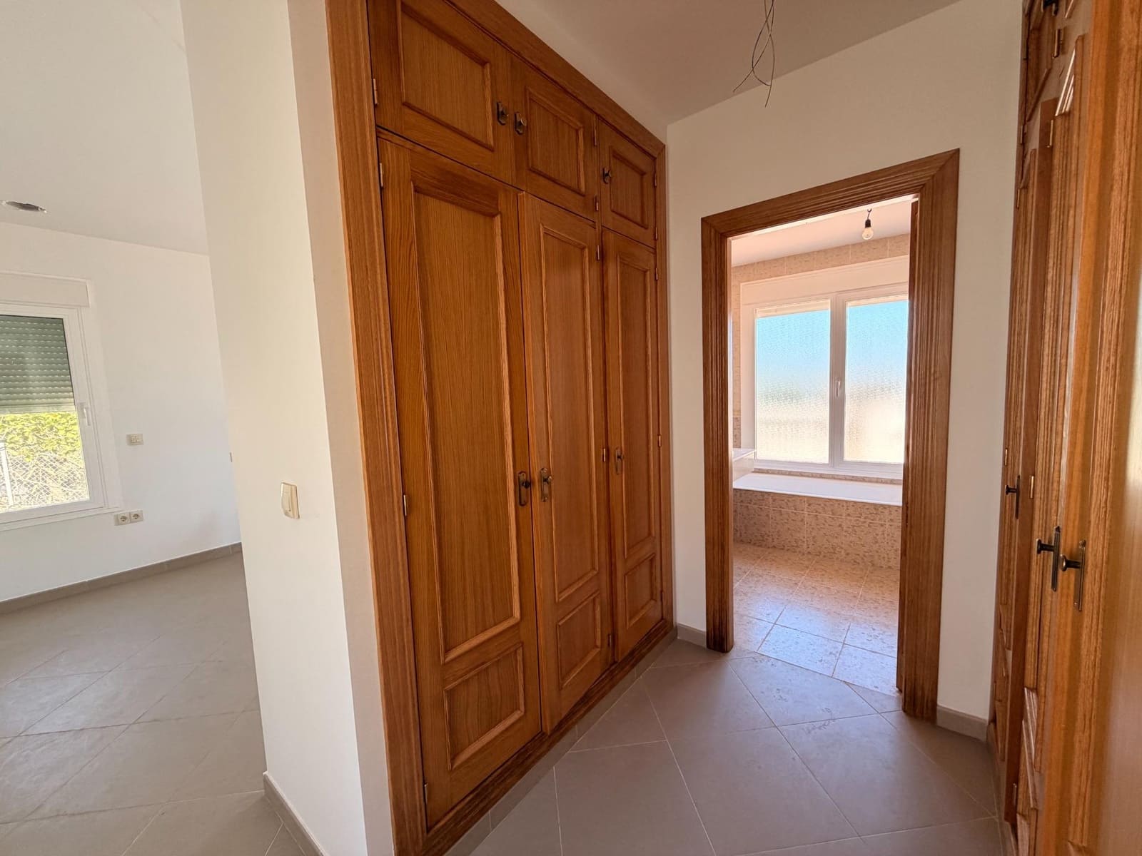 7 bedroom Villa for sale in Mijas with pool garage - € 1,550,000 (Ref: 9784059)