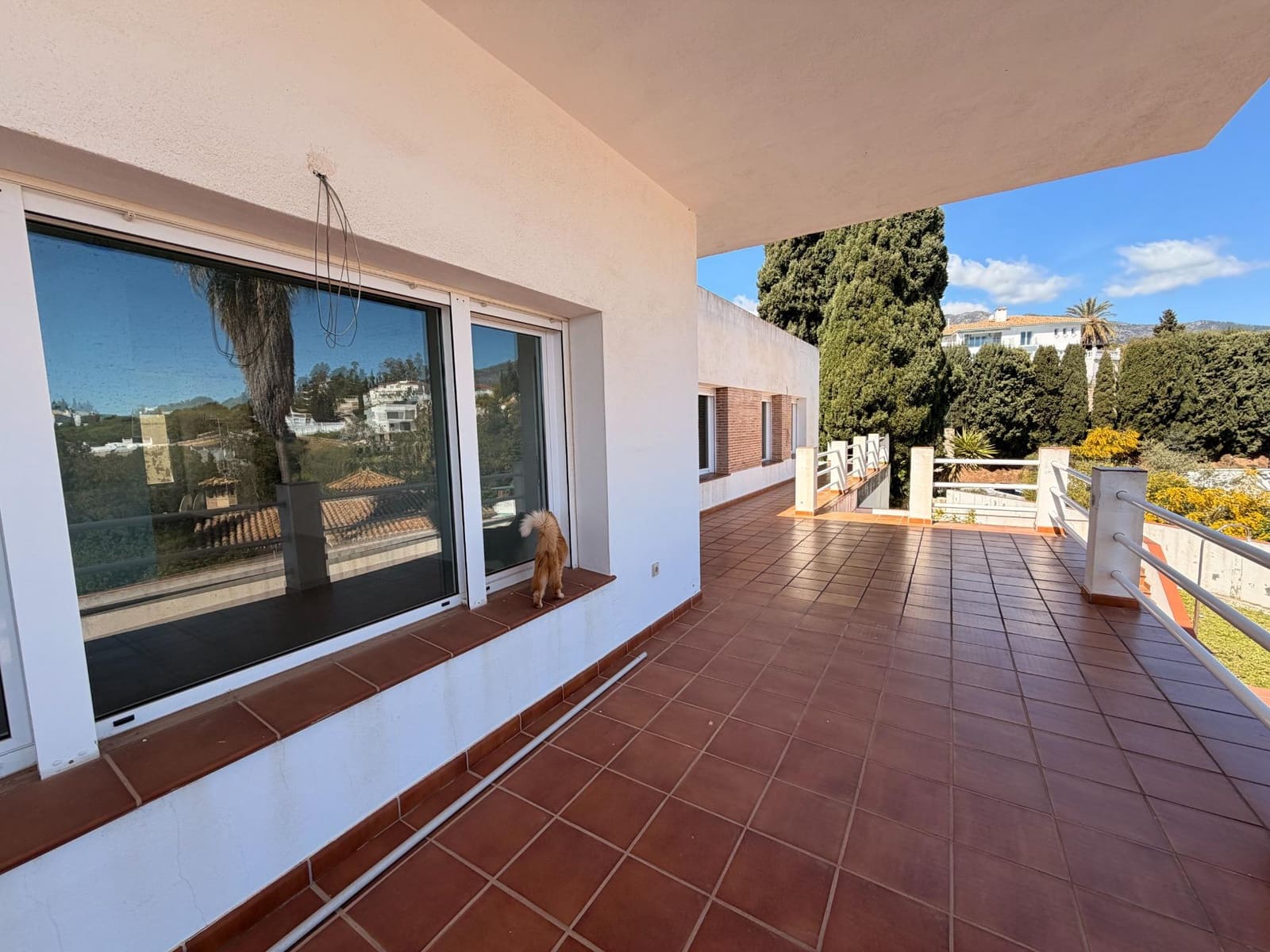 7 bedroom Villa for sale in Mijas with pool garage - € 1,550,000 (Ref: 9784059)