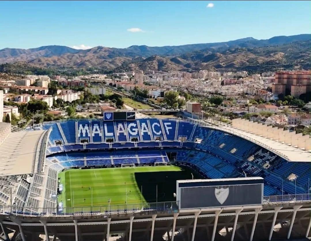 4 slaapkamer Flat te koop in Malaga stad - € 345.000 (Ref: 9813804)