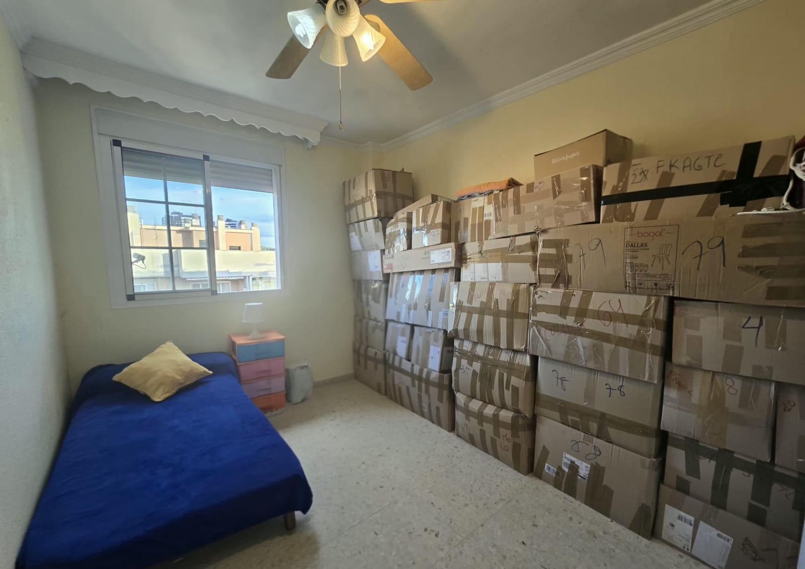 4 slaapkamer Flat te koop in Malaga stad - € 345.000 (Ref: 9813804)
