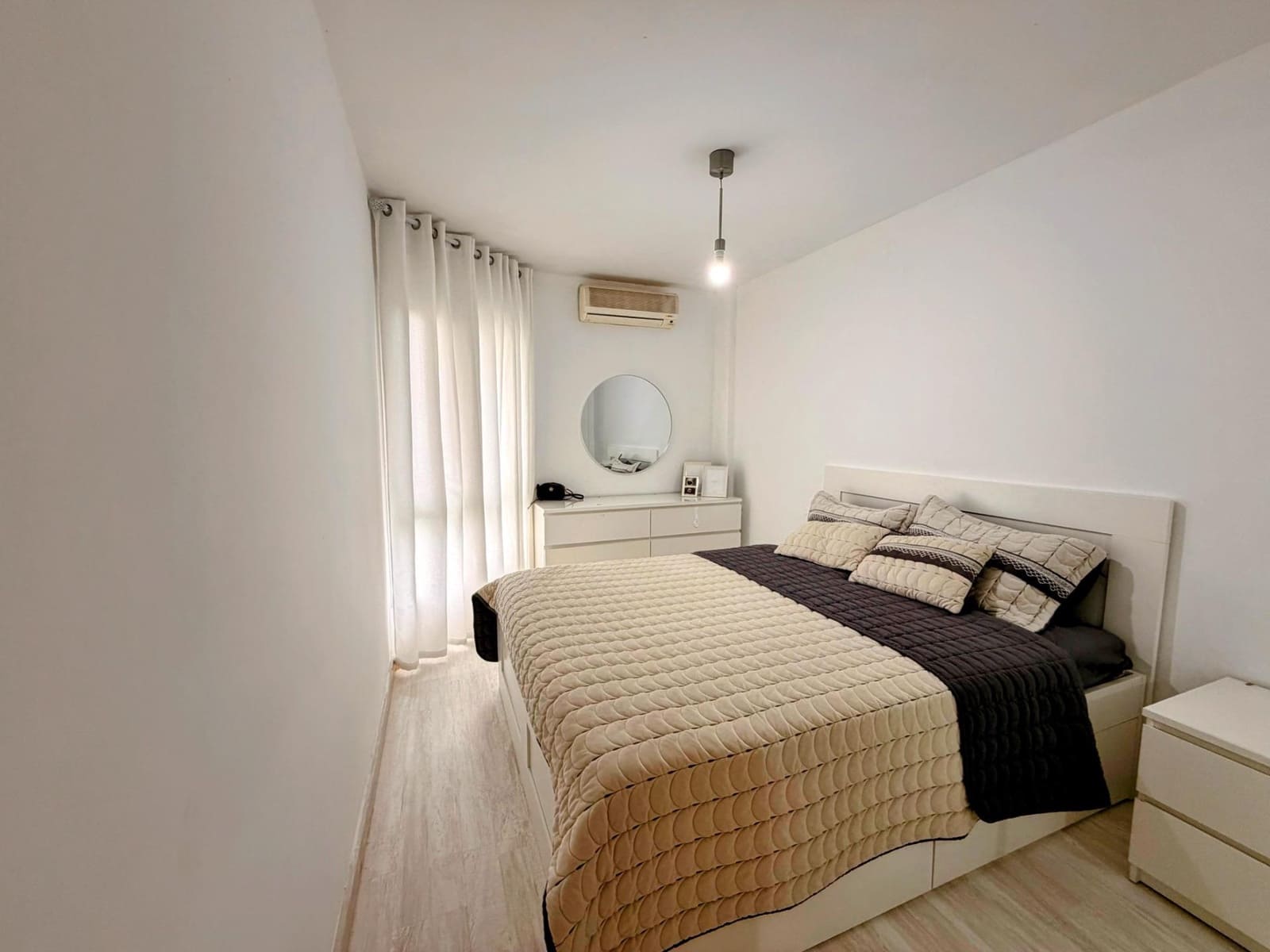 2 soverom Leilighet til salgs i Torrequebrada med svømmebasseng garasje - € 375 000 (Ref: 9826649)