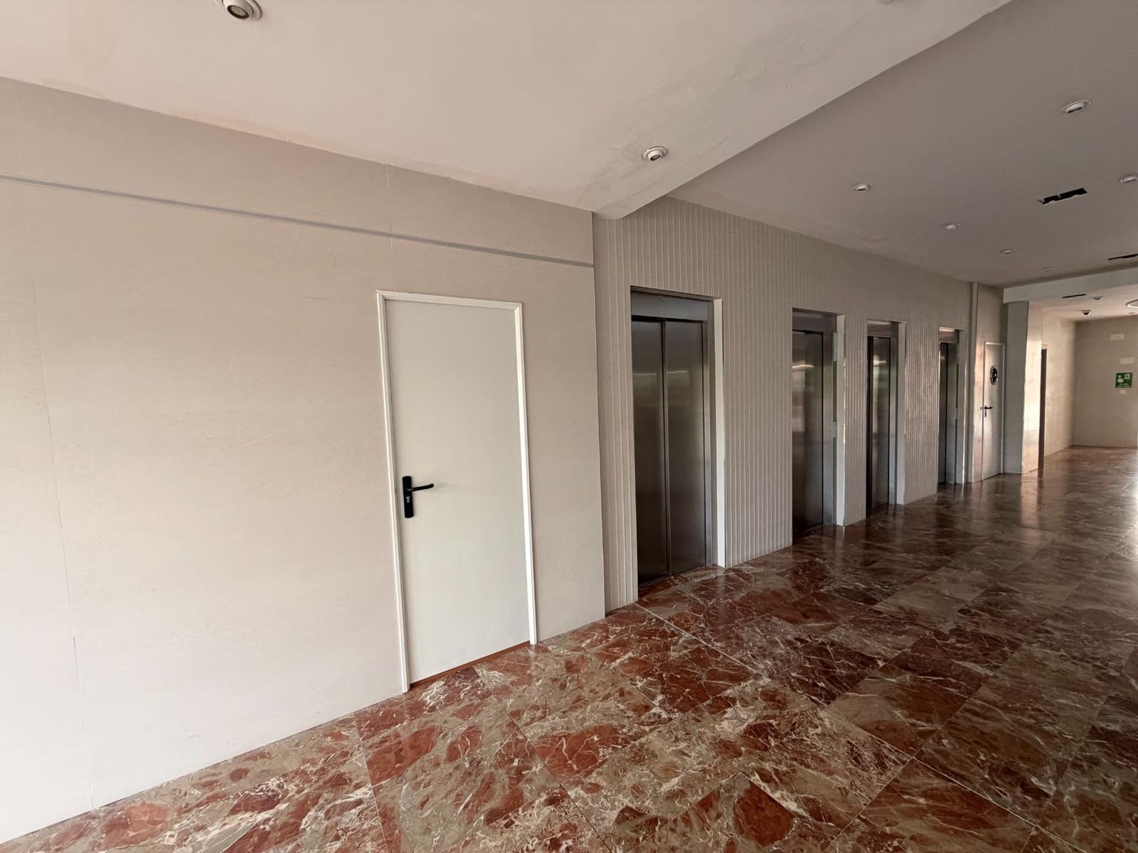 Studio for sale in Torrequebrada with pool - € 110,000 (Ref: 9826650)