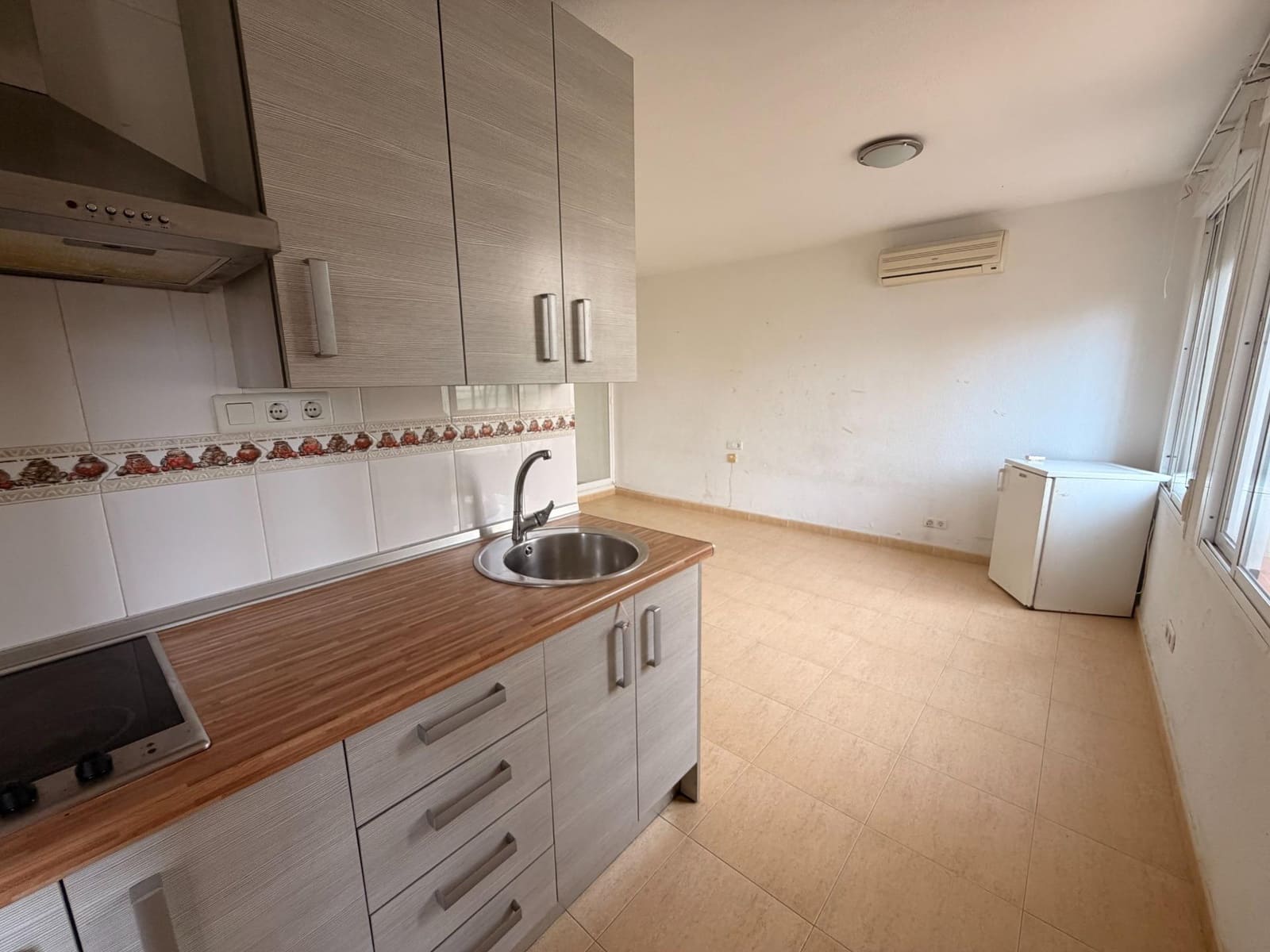 Studio for sale in Torrequebrada with pool - € 110,000 (Ref: 9826650)
