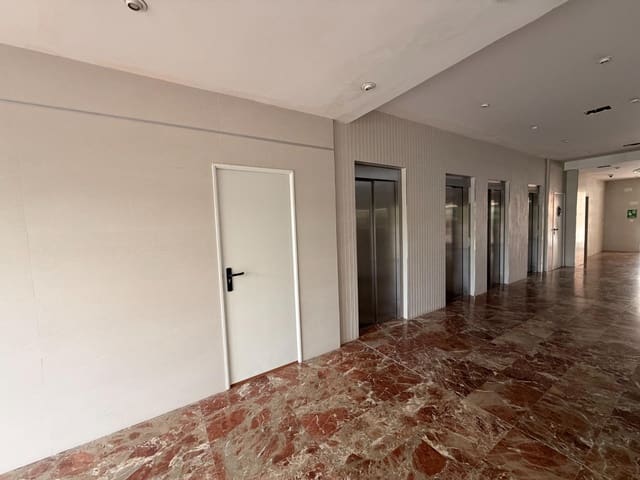 Studio for sale in Cortijo Torrequebrada, Benalmádena with pool - € 110,000 (Ref: 9826650)