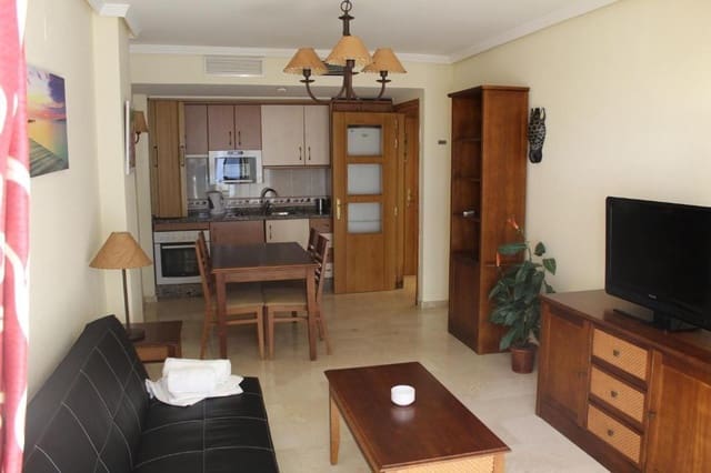 1 slaapkamer Appartement te huur in Hacienda Torrequebrada, Benalmádena met zwembad garage - € 1.200 (Ref: 9827153)