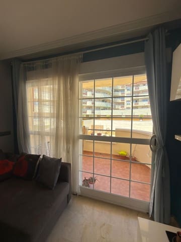1 soverom Leilighet til leie i Hacienda Torrequebrada, Benalmádena med svømmebasseng garasje - € 1 200 (Ref: 9827153)