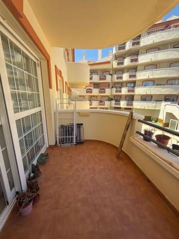 1 soverom Leilighet til leie i Hacienda Torrequebrada, Benalmádena med svømmebasseng garasje - € 1 200 (Ref: 9827153)