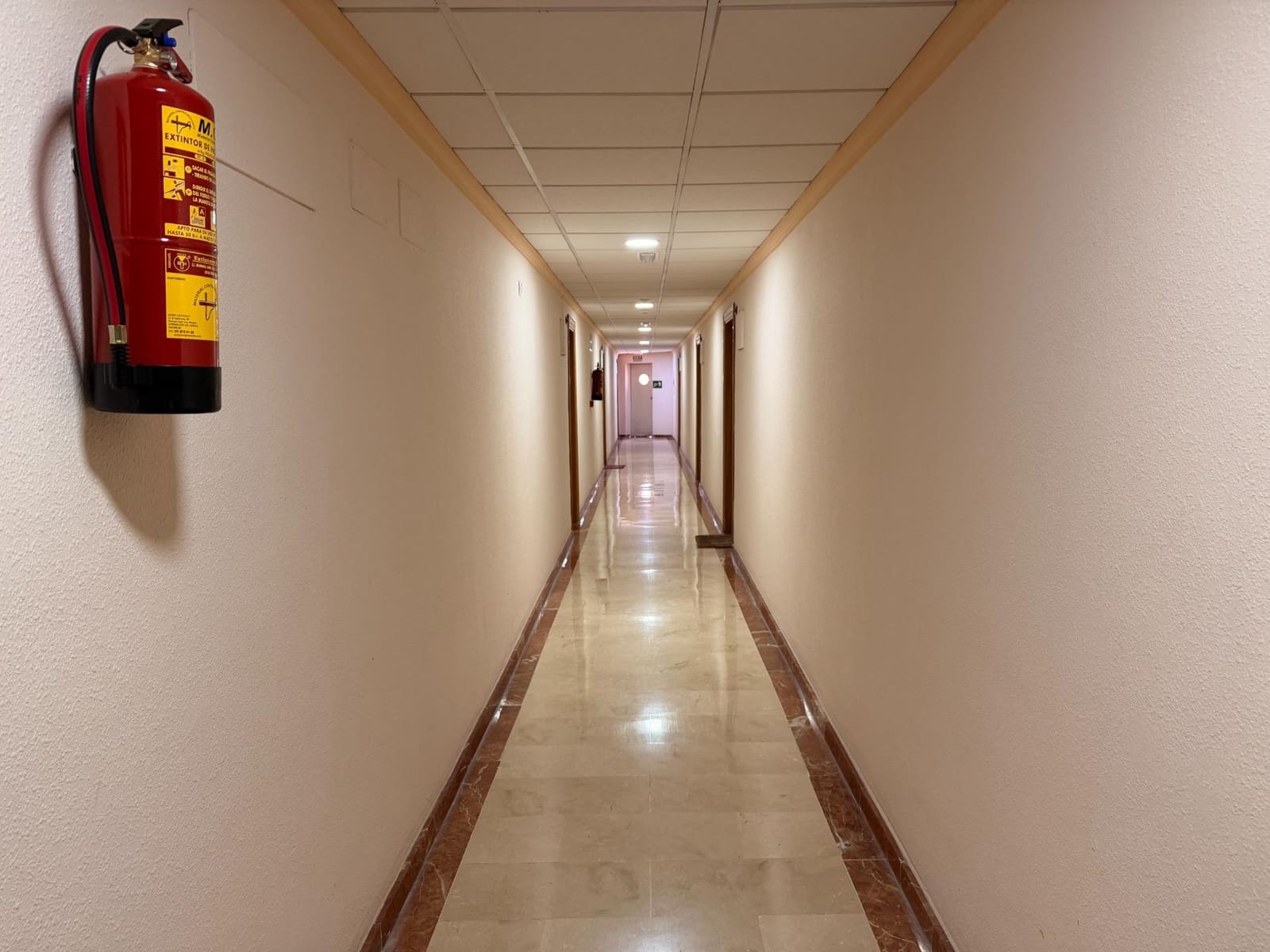 Apartamento de 1 habitación en Torrequebrada en alquiler con piscina garaje - 1.200 € (Ref: 9827153)