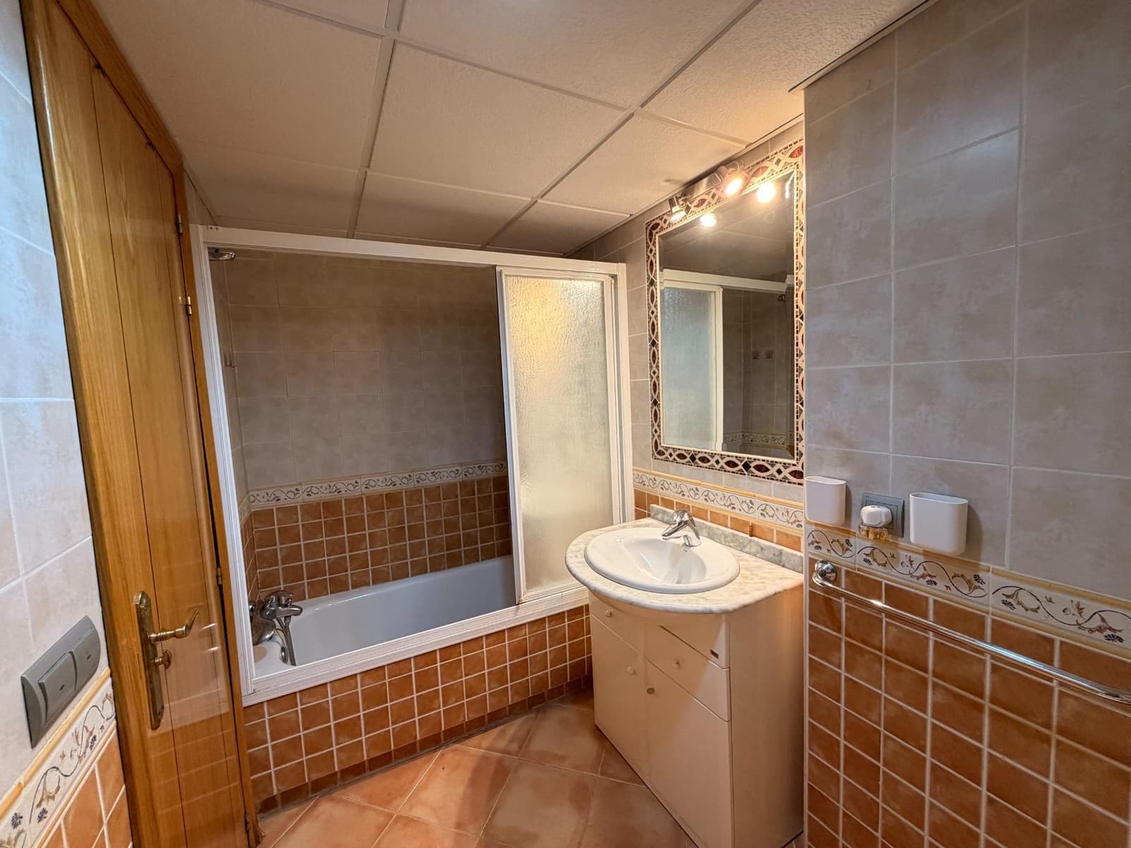 Apartamento de 1 habitación en Torrequebrada en alquiler con piscina garaje - 1.200 € (Ref: 9827153)
