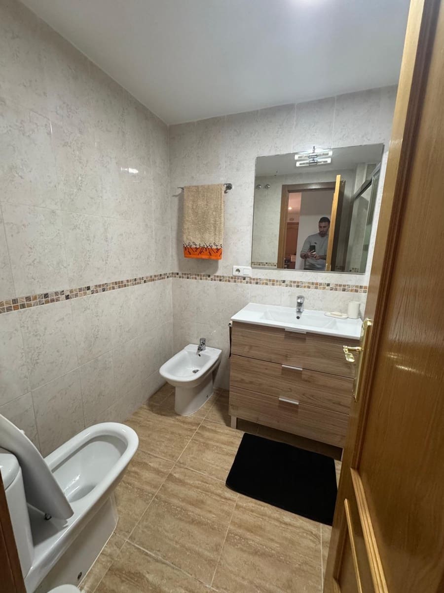 2 soveværelse Lejlighed til leje i Las Lagunas de Mijas med swimmingpool garage - € 1.280 (Ref: 9836624)