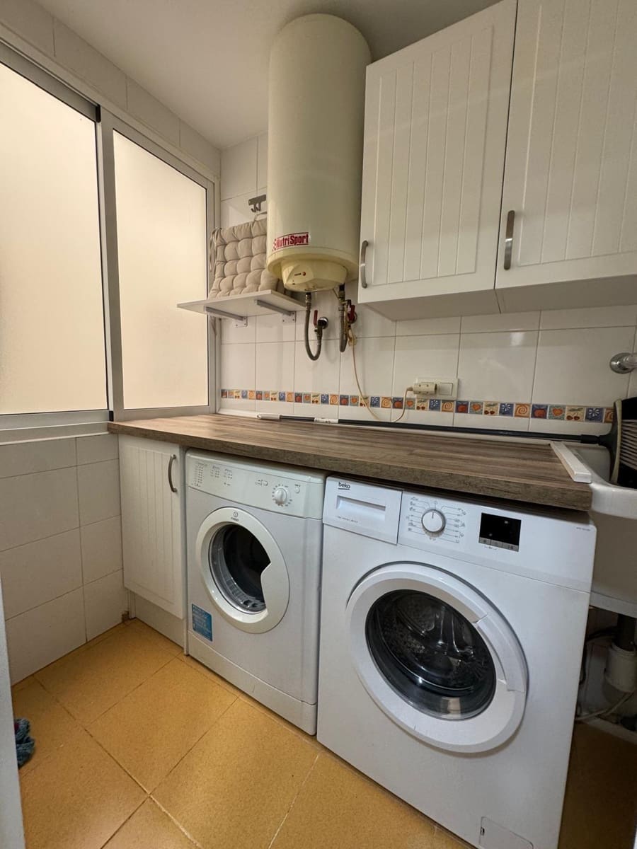 2 soveværelse Lejlighed til leje i Las Lagunas de Mijas med swimmingpool garage - € 1.280 (Ref: 9836624)