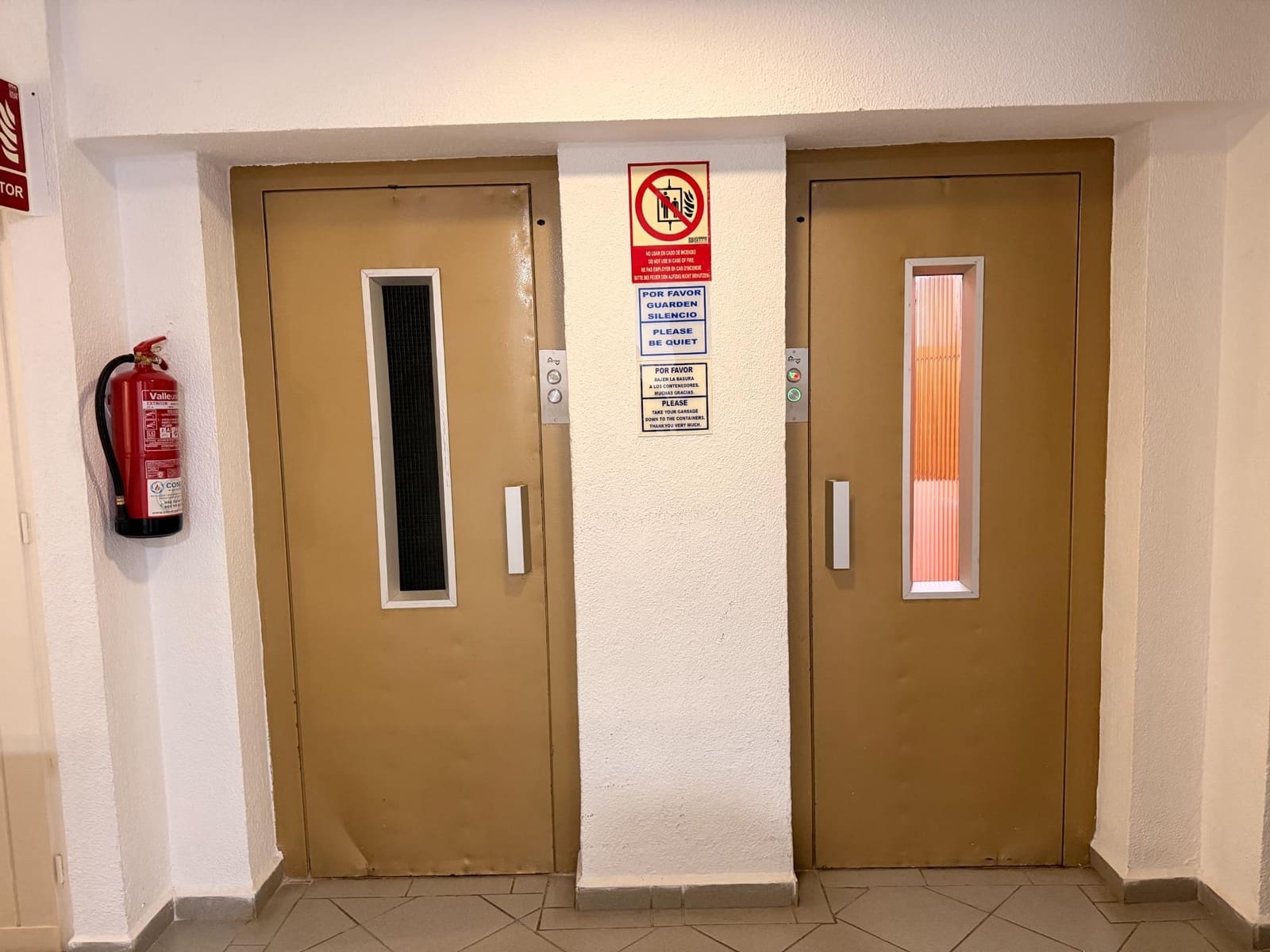 1 sypialnia Studio do wynajęcia w Benalmadena z basenem - 850 € (Ref: 9861841)