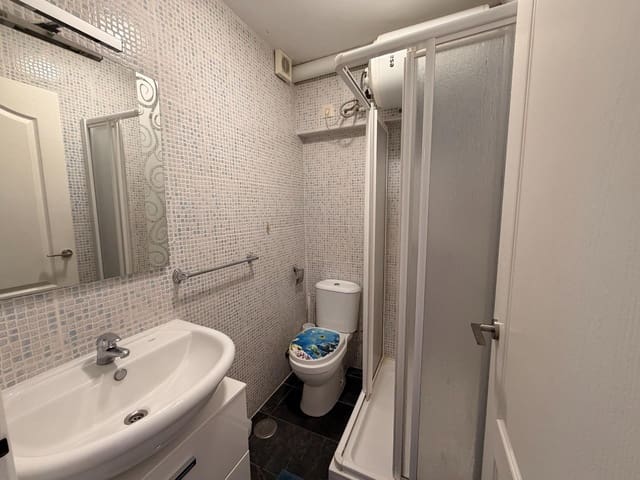 1 bedroom Studio for rent in Benalmádena with pool - € 850 (Ref: 9861841)