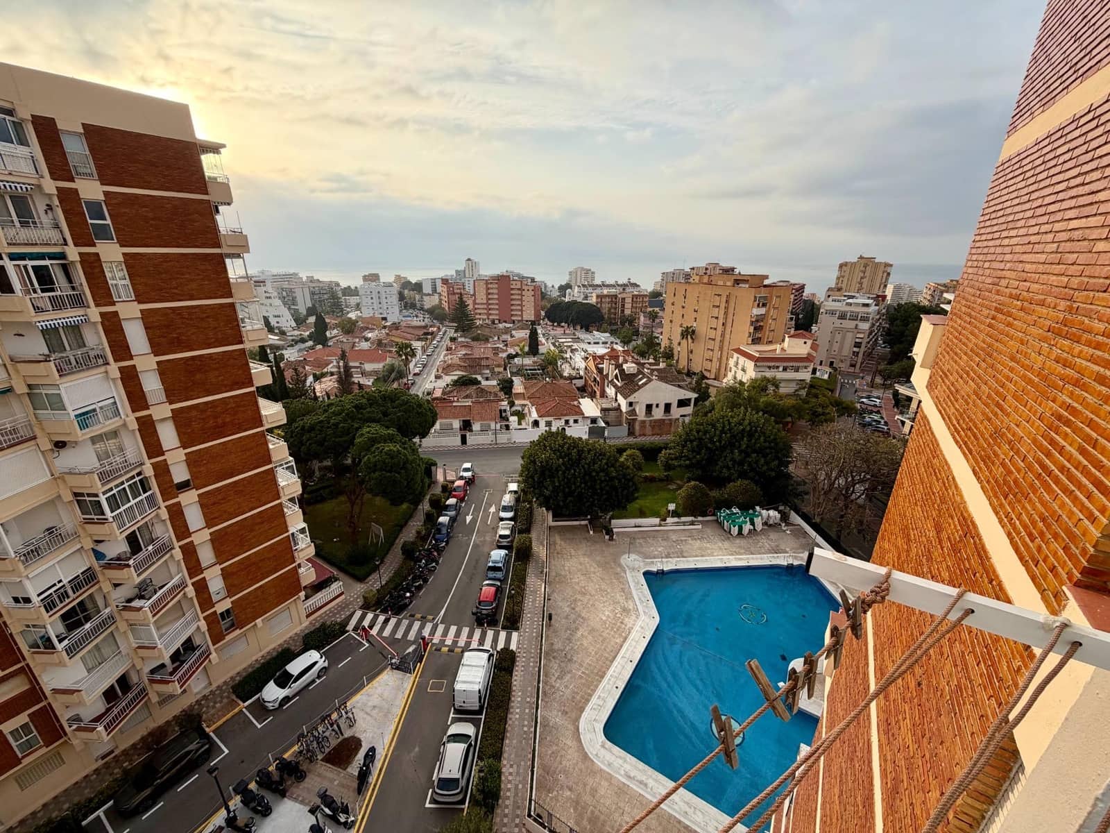 1 sypialnia Studio do wynajęcia w Benalmadena z basenem - 850 € (Ref: 9861841)