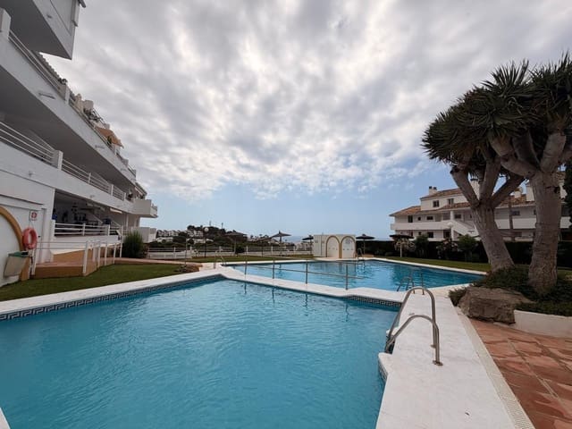 3 sovrum Takvåning till salu i Riviera del Sol, Mijas med pool - 350 000 € (Ref: 9918077)