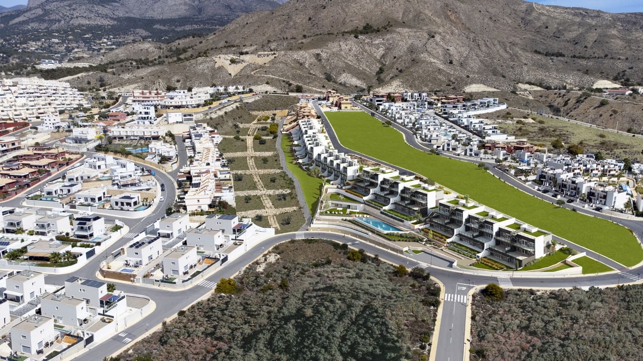 3 bedroom Apartment for sale in Finestrat with pool - € 267,000 (Ref: 7903641)