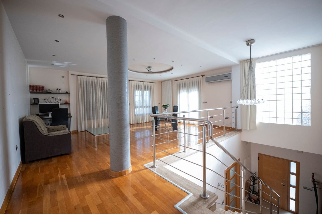 4 soveværelse Villa til salg i Avileses med swimmingpool garage - € 1.850.000 (Ref: 8239602)