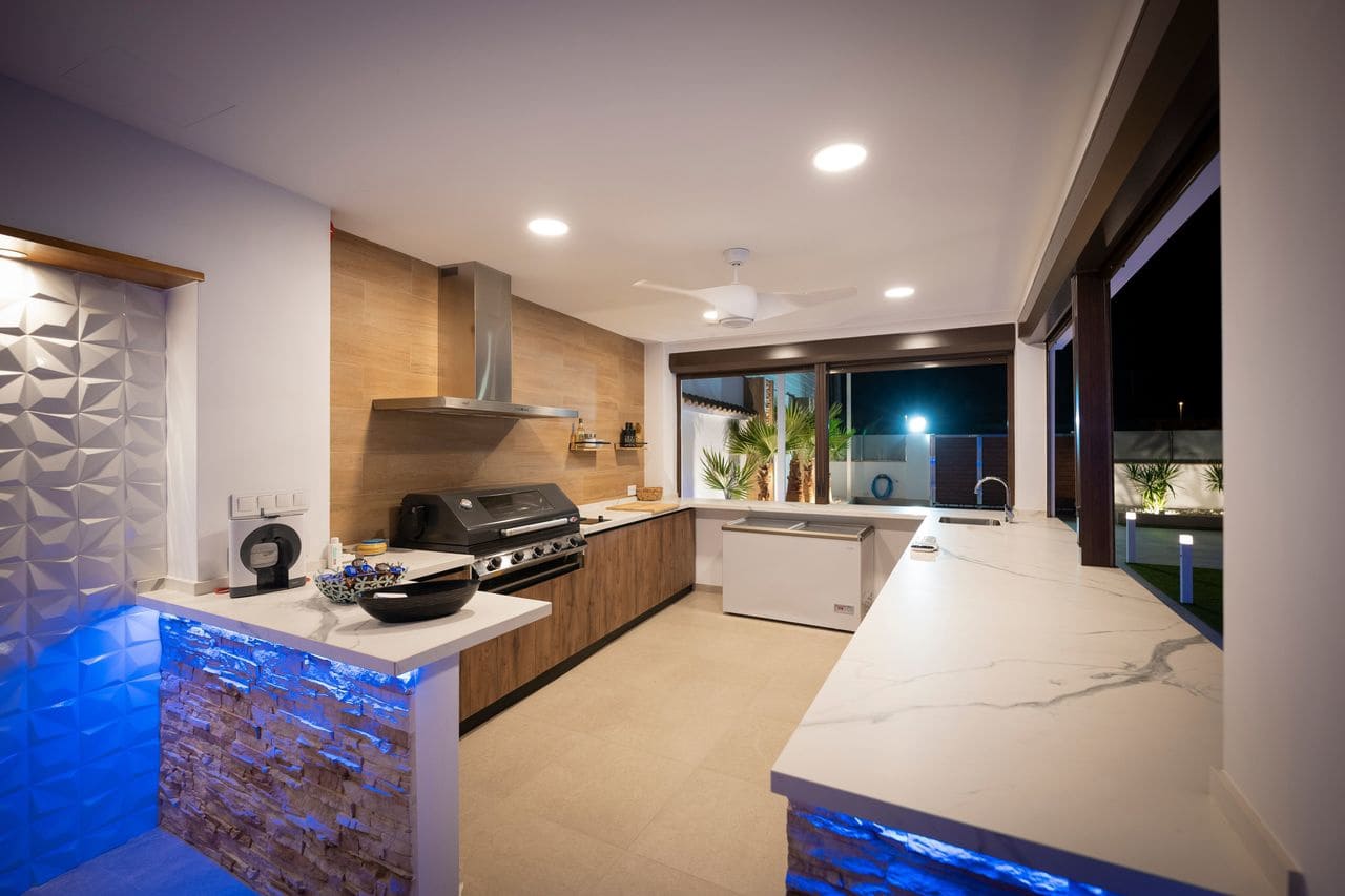 4 bedroom Villa for sale in Avileses with pool garage - € 1,850,000 (Ref: 8418619)