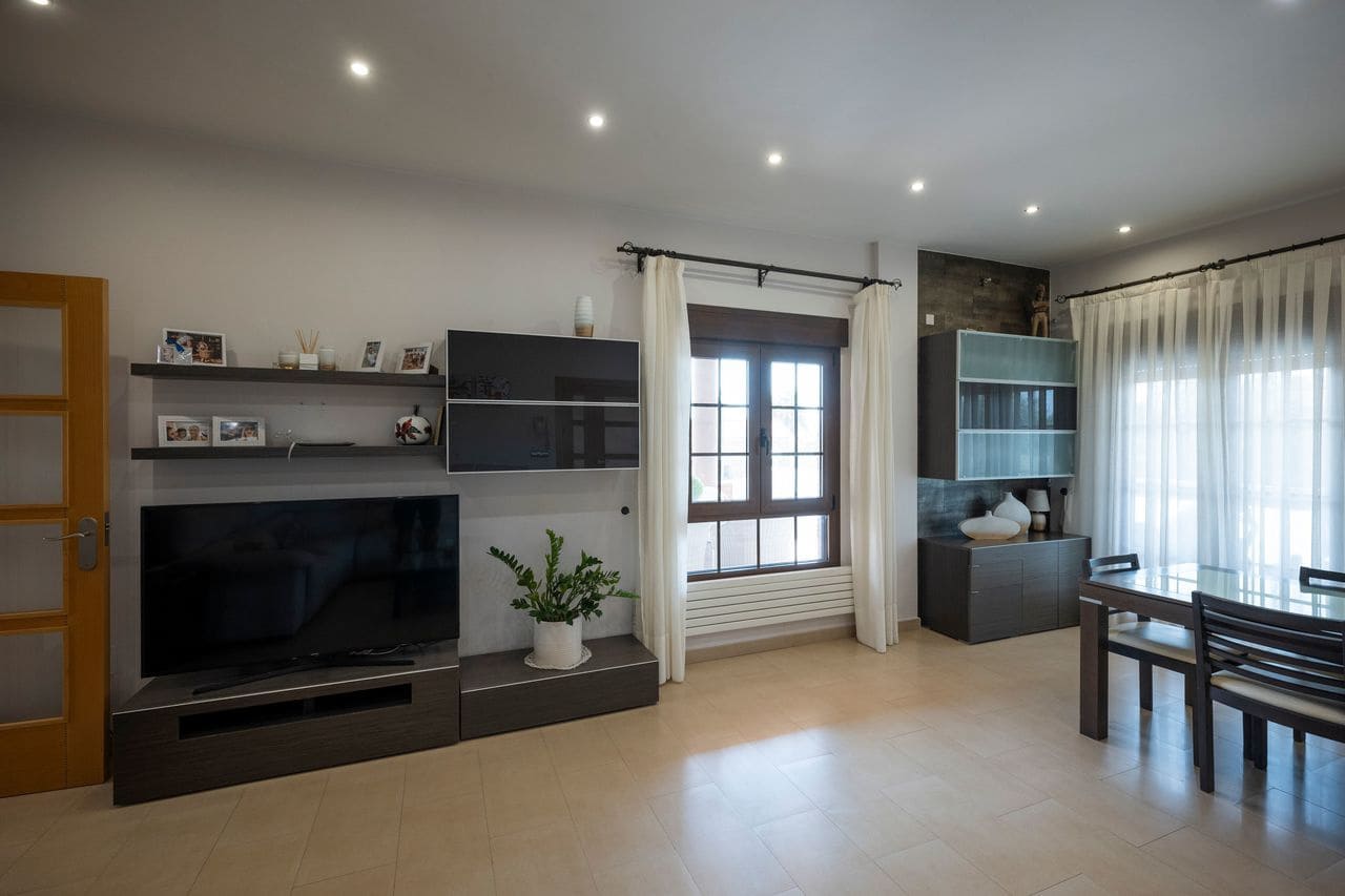 4 bedroom Villa for sale in Avileses with pool garage - € 1,850,000 (Ref: 8418619)