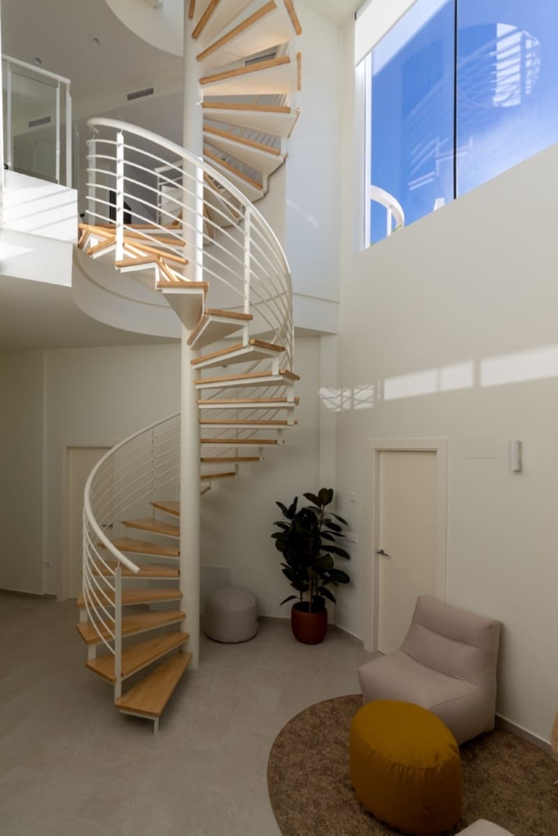 4 bedroom Villa for sale in Altea with pool - € 1,095,000 (Ref: 8770359)