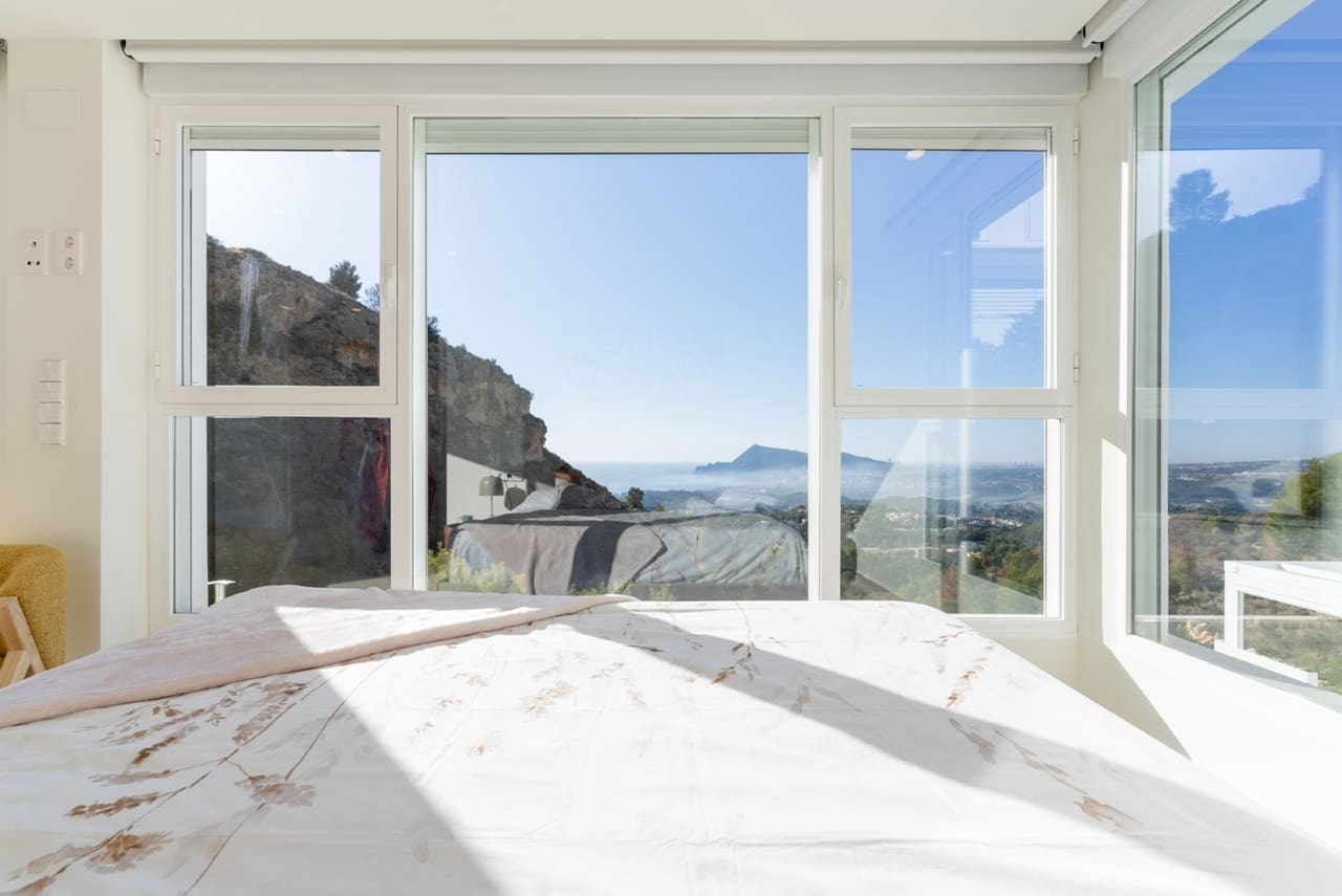 4 bedroom Villa for sale in Altea with pool - € 1,095,000 (Ref: 8770359)