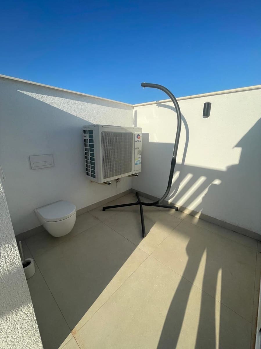 2 bedroom Apartment for sale in San Pedro del Pinatar with pool garage - € 345,000 (Ref: 8772842)