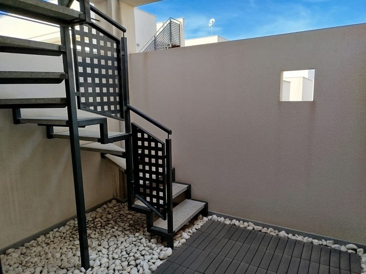 3 quarto Moradia para venda em La Zenia com piscina garagem - 469 000 € (Ref: 8800479)