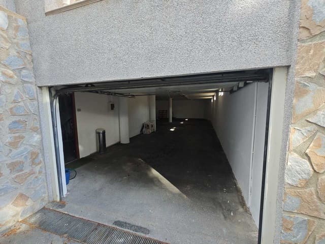 3 makuuhuone Huvila myytävänä paikassa Altea mukana uima-altaan 
autotalli - 690 000 € (Ref: 8897386)