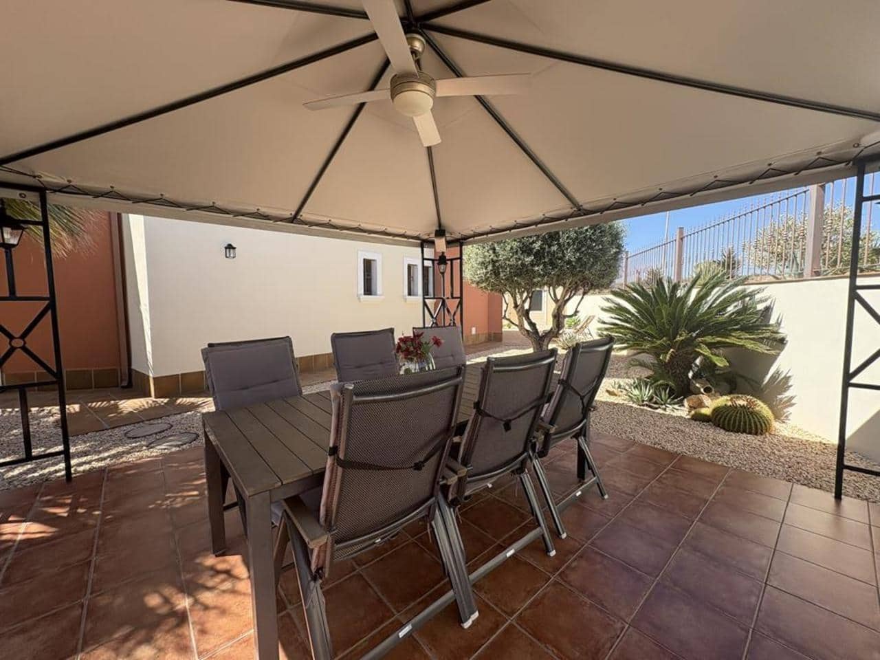 3 slaapkamer Villa te koop in Banos y Mendigo met zwembad - € 399.000 (Ref: 8931151)