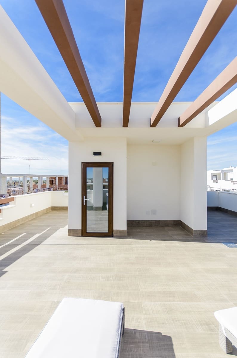 3 bedroom Villa for sale in Los Montesinos with pool garage - € 480,000 (Ref: 8983410)