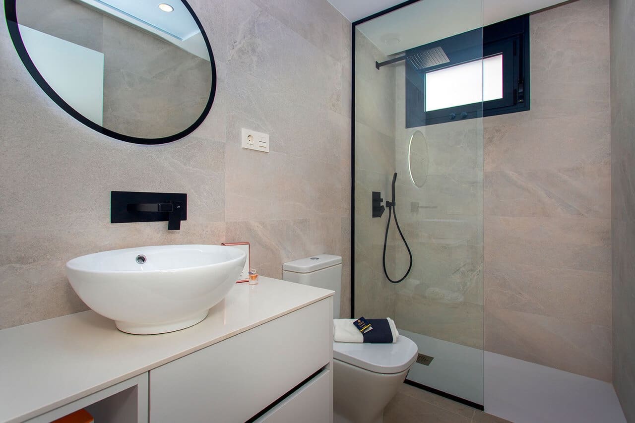 3 sypialnia Willa na sprzedaż w Sucina z basenem garażem - 352 900 € (Ref: 9025341)