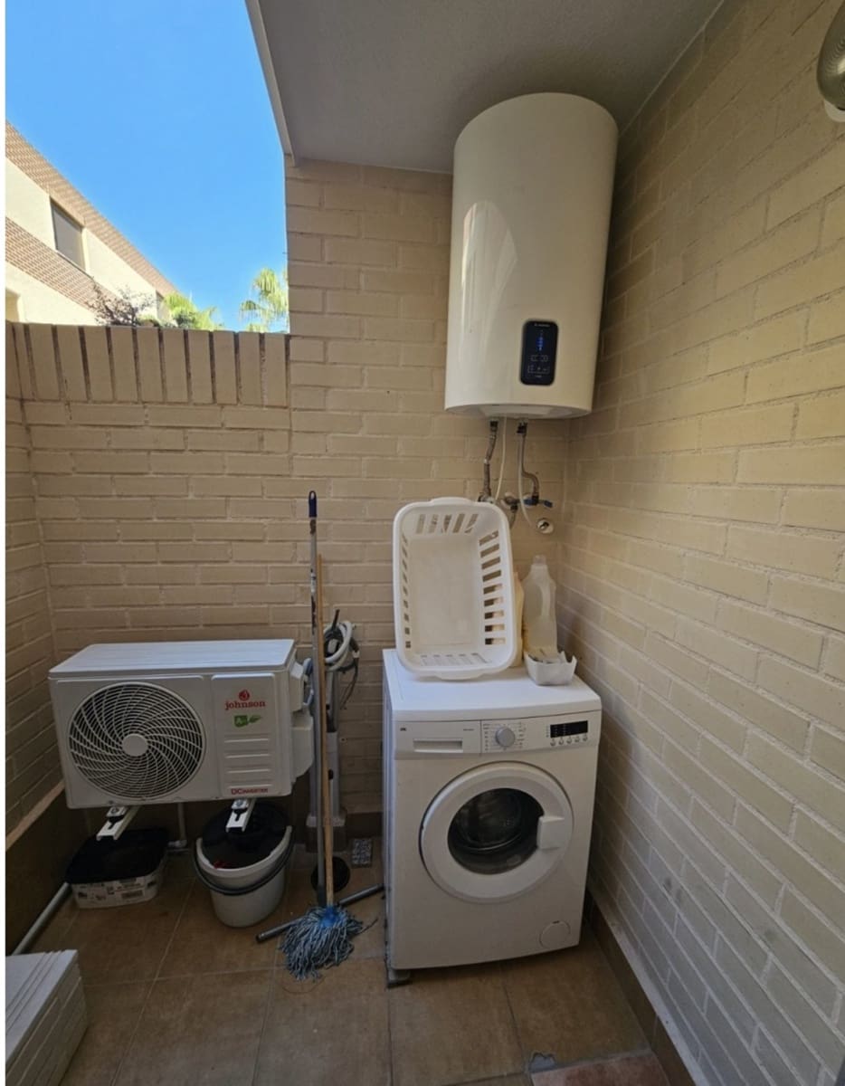 2 bedroom Apartment for sale in Cabo Roig - € 177,000 (Ref: 9160255)