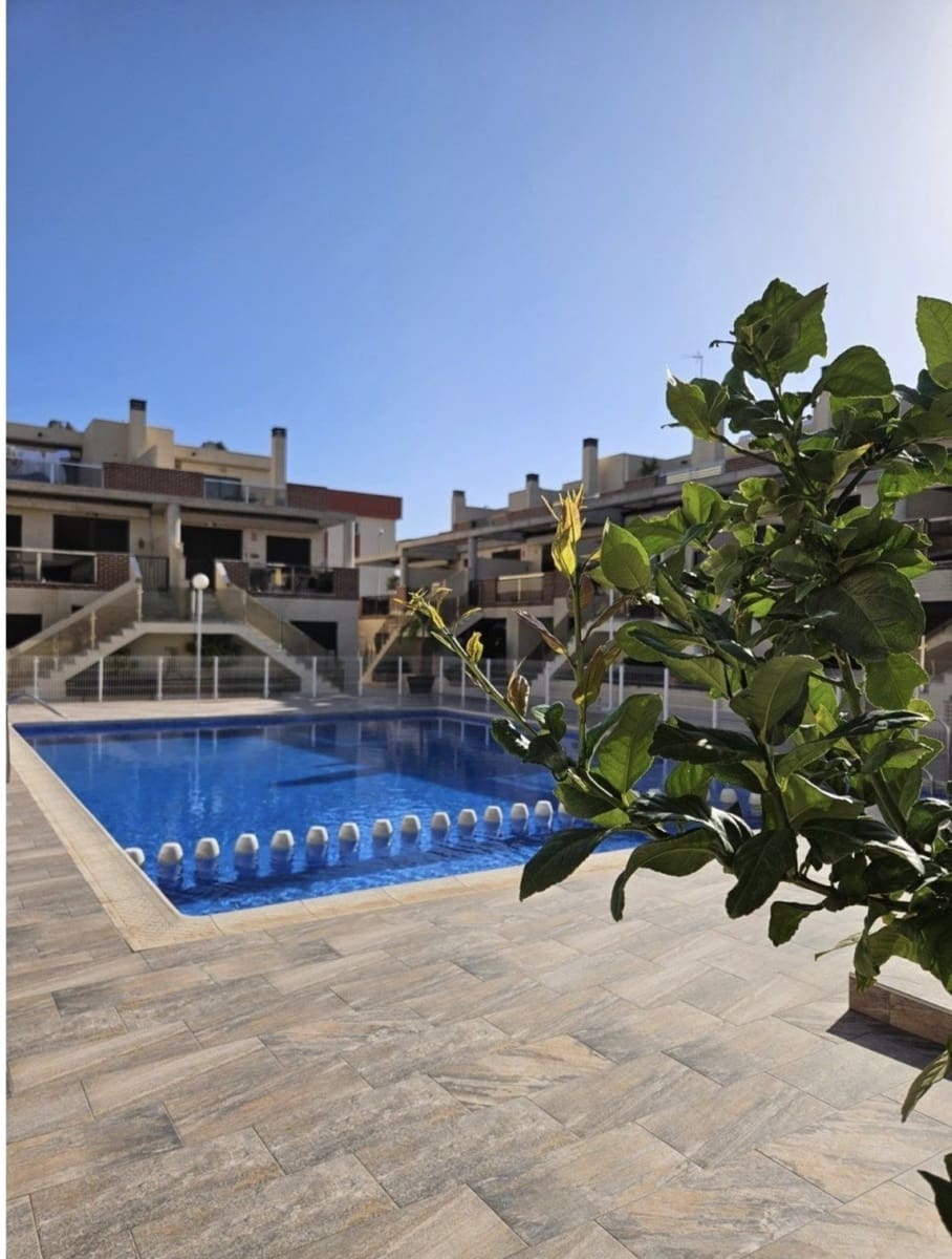 2 bedroom Apartment for sale in Cabo Roig - € 177,000 (Ref: 9160255)