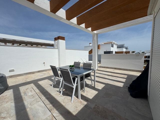 2 sypialnia Penthouse na sprzedaż w Pilar de la Horadada z basenem garażem - 330 000 € (Ref: 9161620)