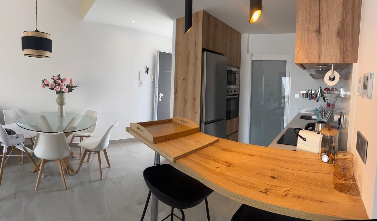 2 soveværelse Penthouse til salg i Pilar de la Horadada med swimmingpool garage - € 330.000 (Ref: 9161620)
