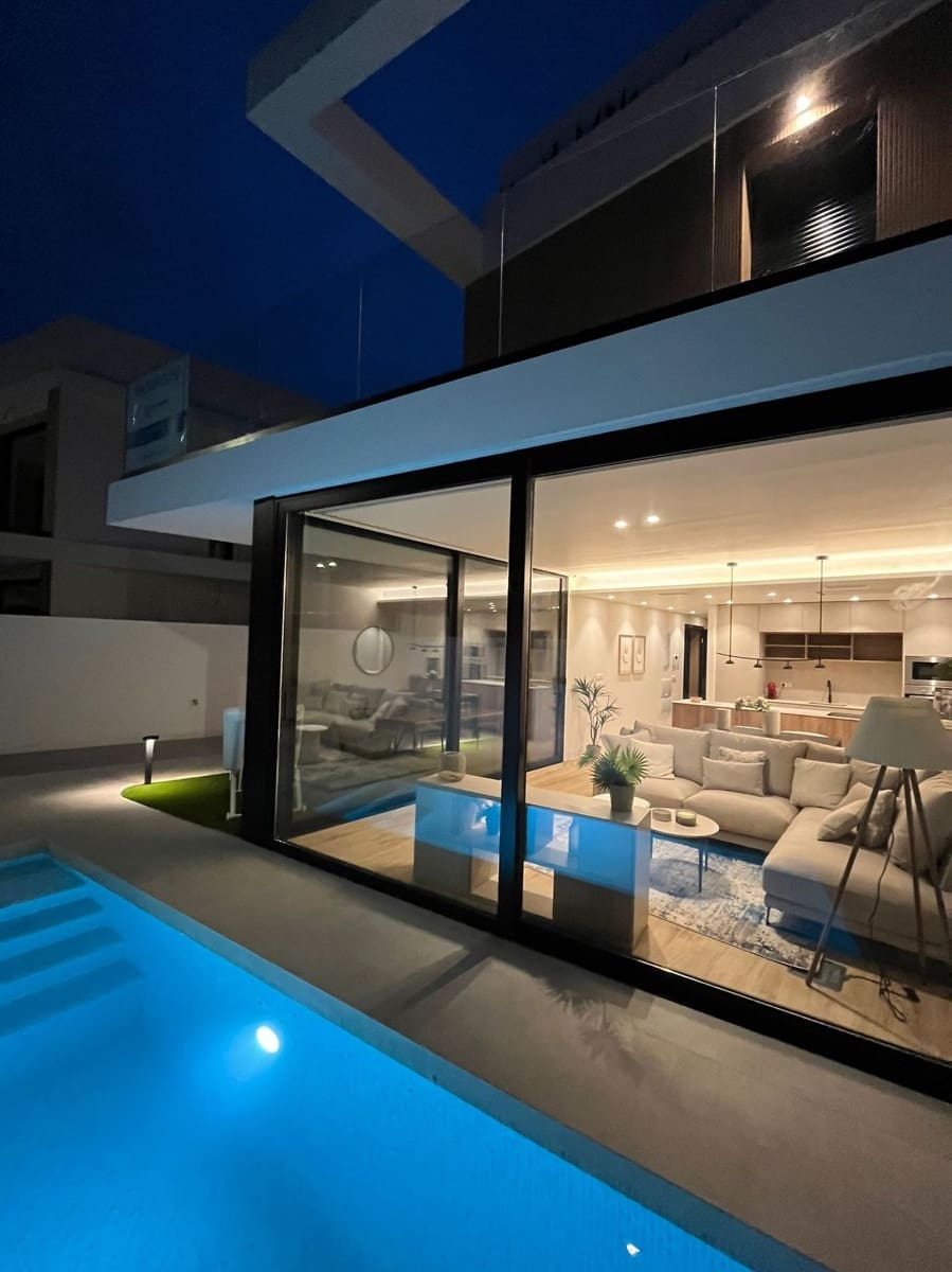 3 camera da letto Villa in vendita in Torre de la Horadada con piscina garage - 647.000 € (Rif: 9161724)