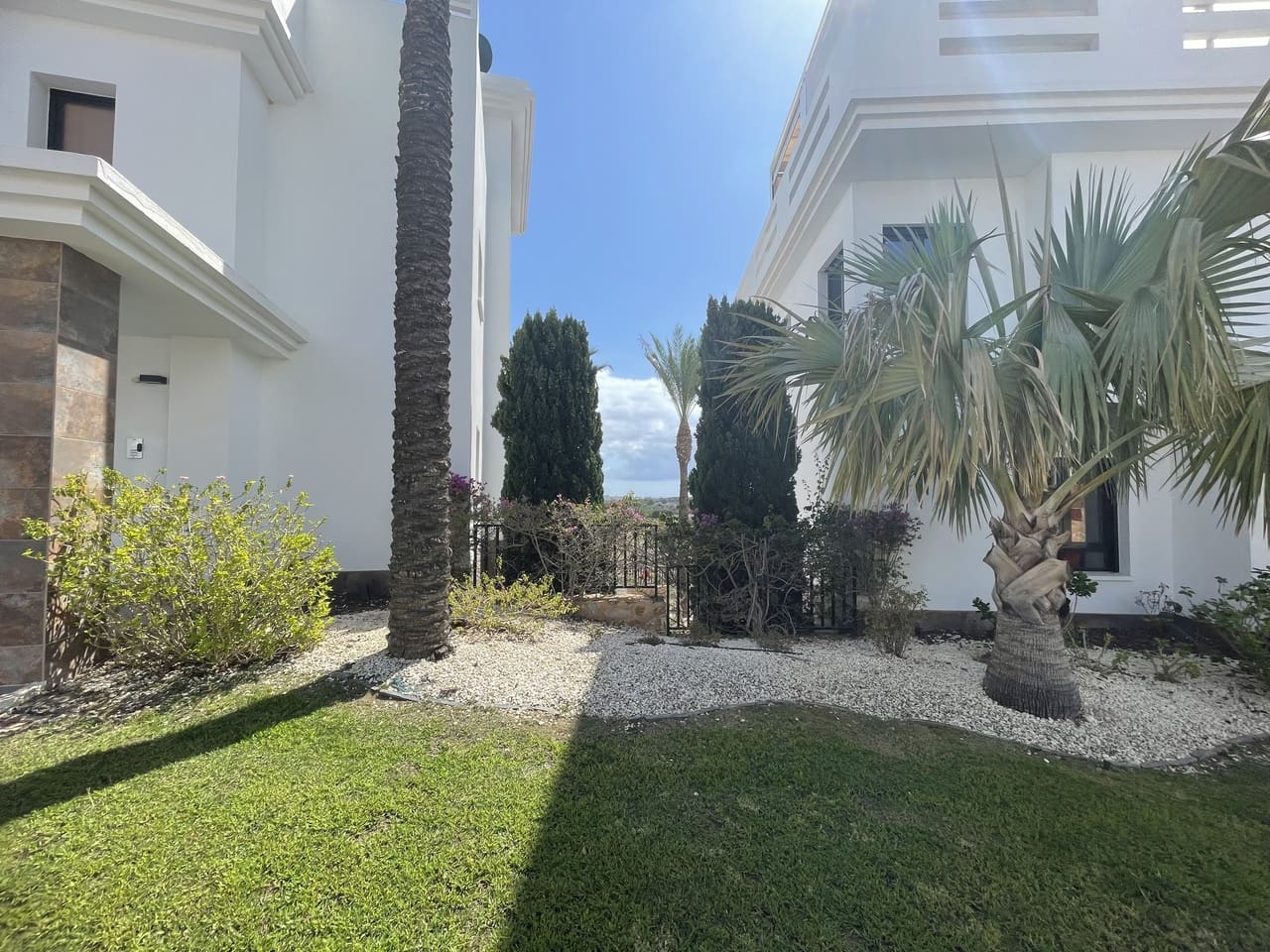 2 makuuhuone Kattohuoneisto myytävänä paikassa Las Ramblas Golf mukana uima-altaan - 399 000 € (Ref: 9251424)