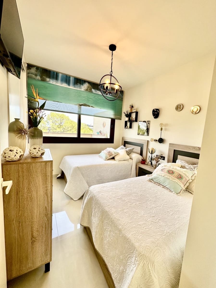 2 chambre Appartement à vendre à Los Balcones avec piscine garage - 299 000 € (Ref: 9279713)