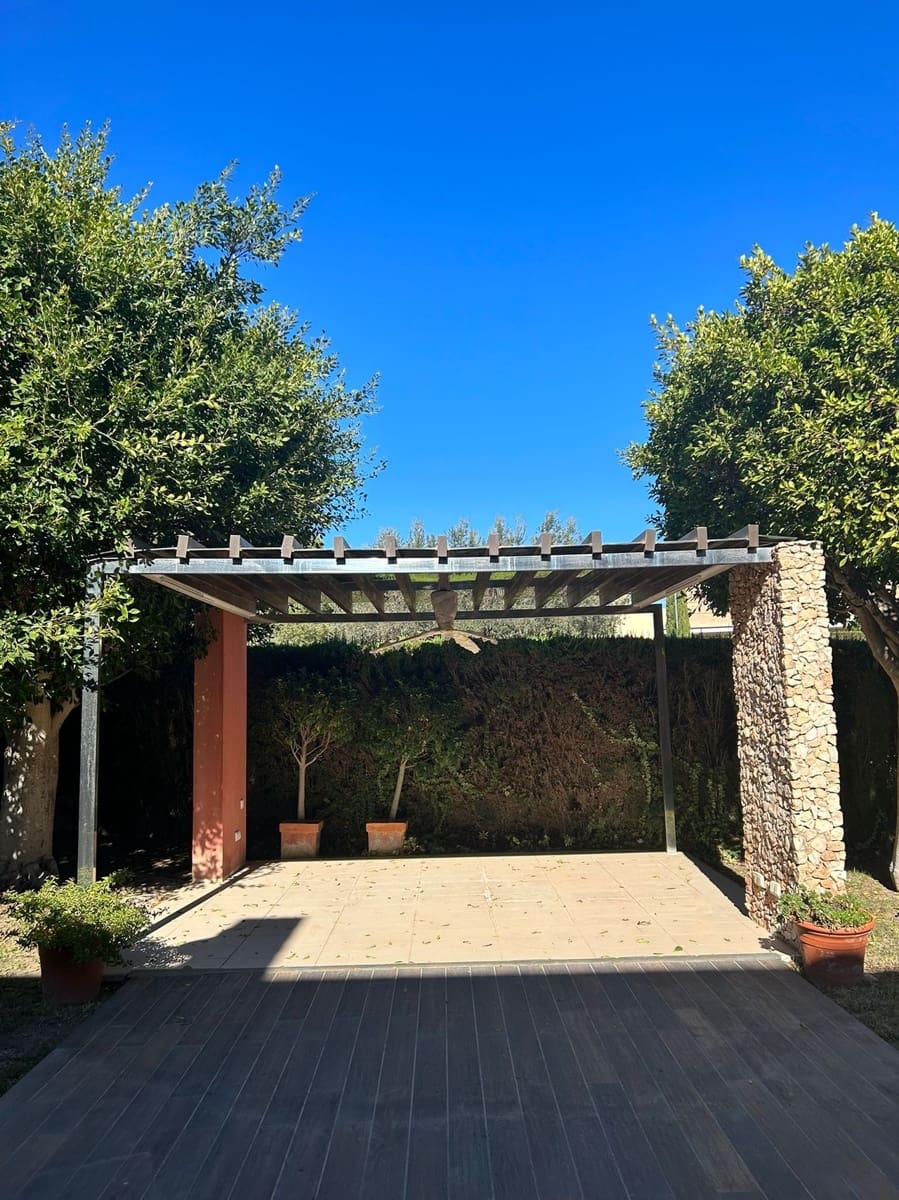 4 quarto Moradia para venda em Dehesa de Campoamor com piscina - 1 300 000 € (Ref: 9460814)