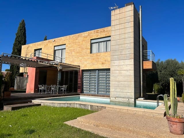 4 quarto Moradia para venda em Dehesa de Campoamor, Orihuela com piscina - 1 300 000 € (Ref: 9460814)