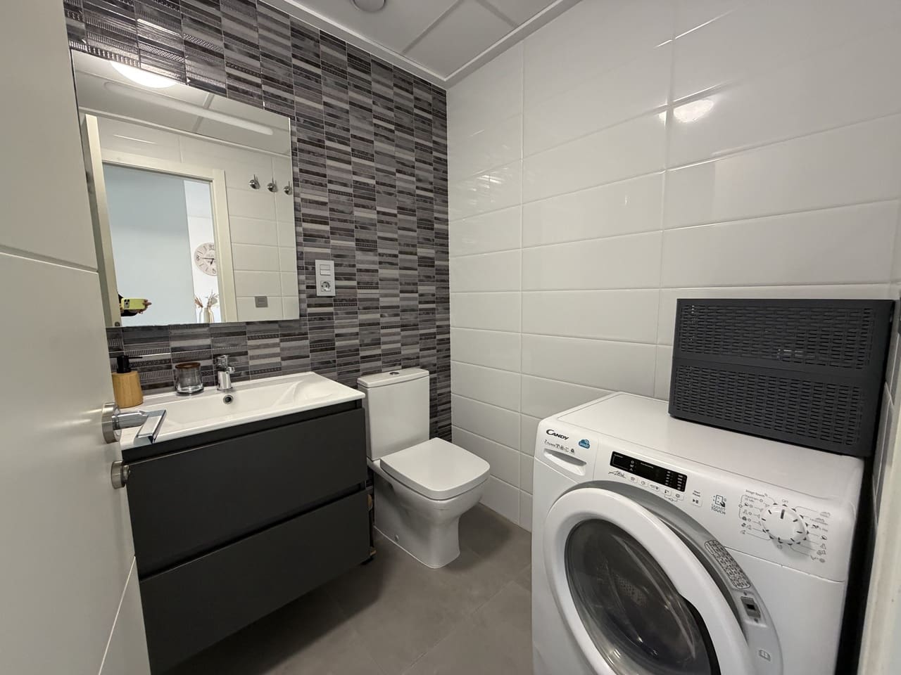 2 bedroom Apartment for sale in Pilar de la Horadada with pool - € 219,900 (Ref: 9500705)