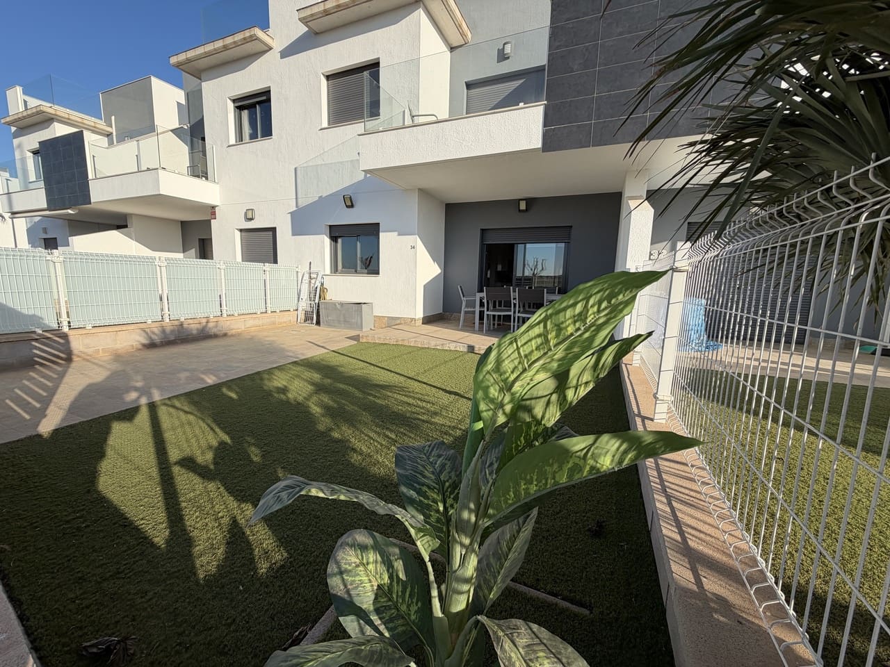 2 bedroom Apartment for sale in Pilar de la Horadada with pool - € 219,900 (Ref: 9500705)