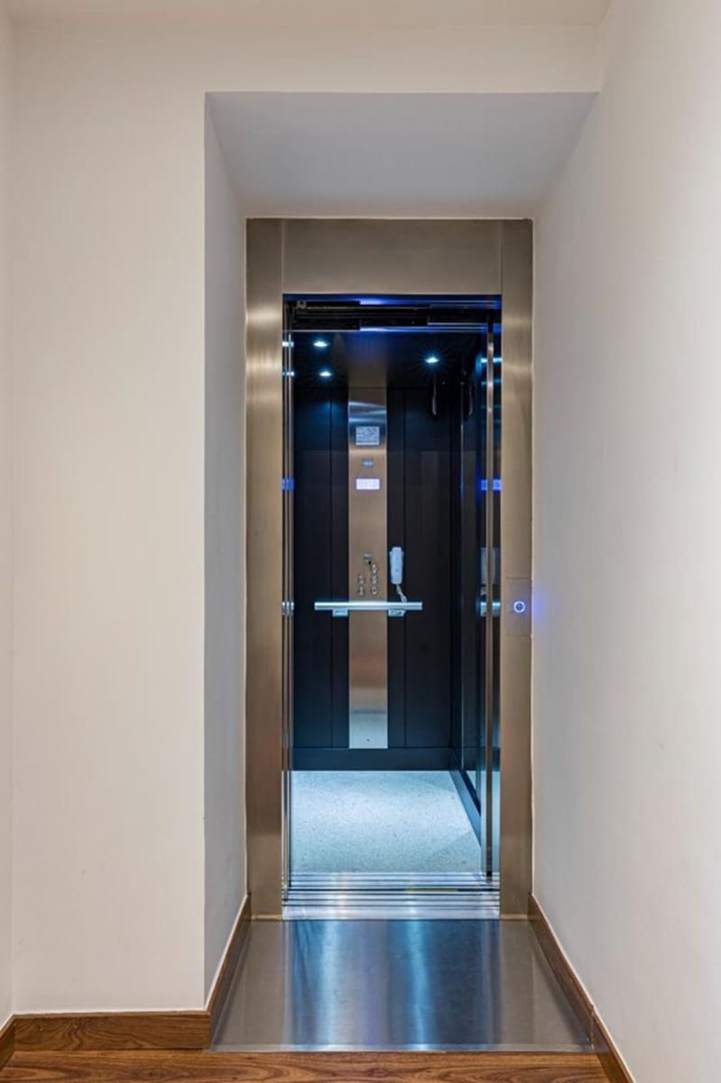 Chalet de 4 habitaciones en Altorreal en venta con piscina - 1.490.000 € (Ref: 9523082)