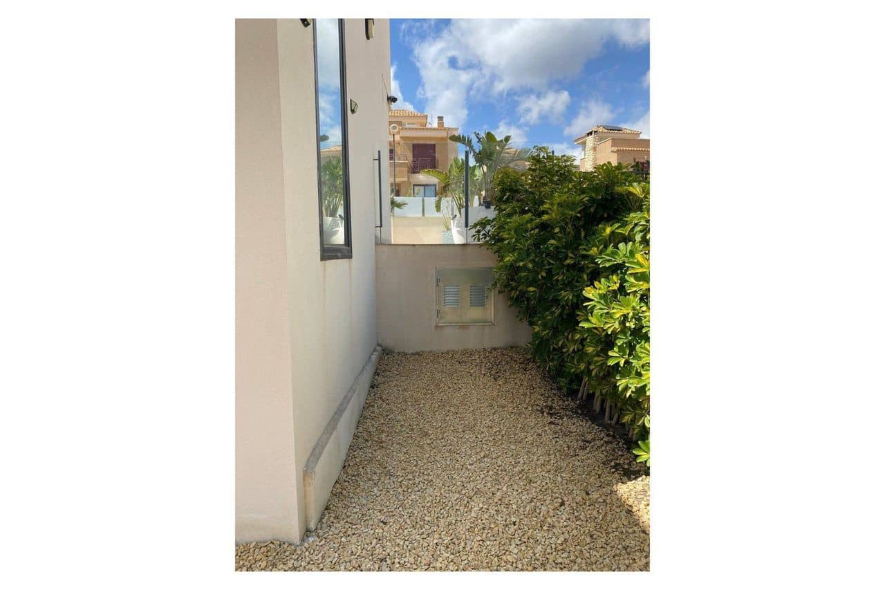 3 soveværelse Villa til salg i La Nucia med swimmingpool garage - € 549.900 (Ref: 9539708)